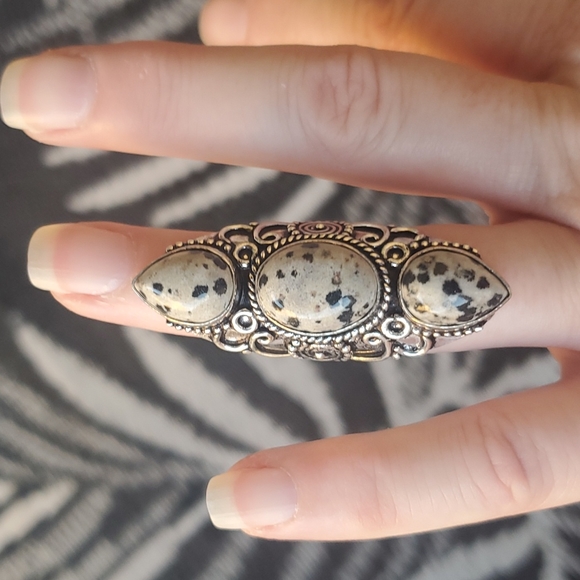 New Dalmatian Jasper Silver Statement Ring. - Picture 4 of 16